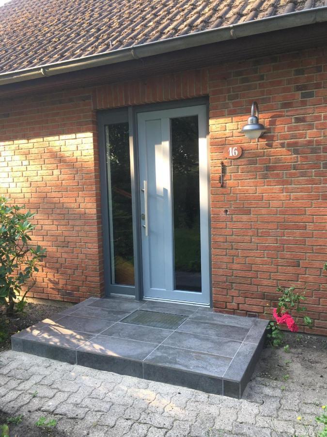 Ferienhaus Mit Garten In Nordseenaehe Langenhorn Buitenkant foto